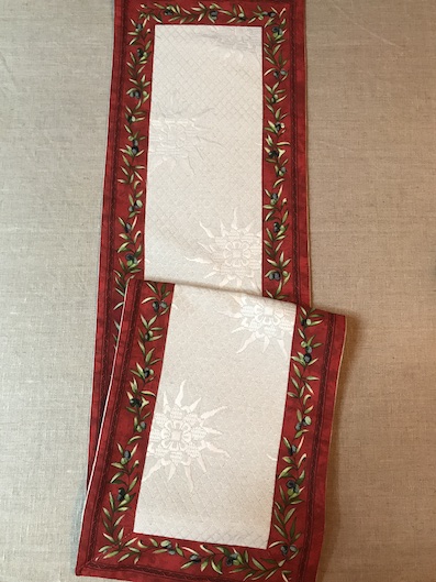 french quilted table runner with contrasting border